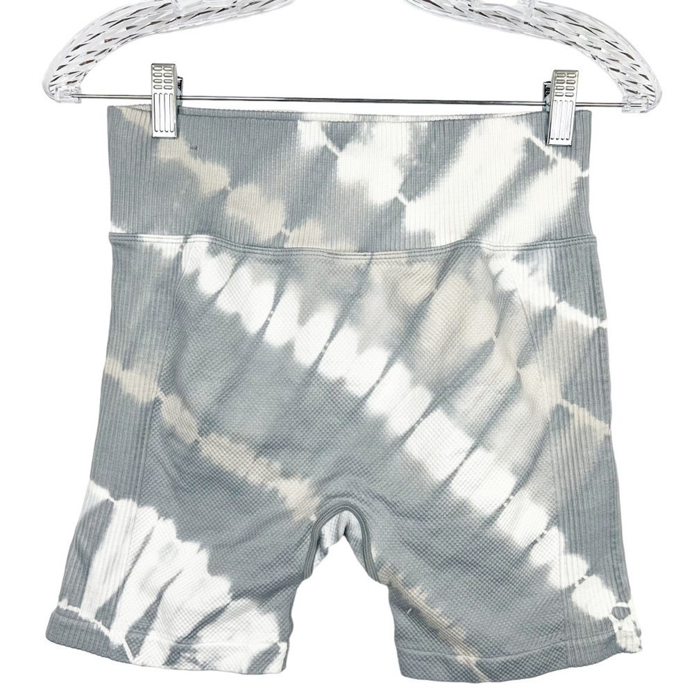 Victoria Secret Pink active women’s bike shorts size M seamless tie dye blue - Picture 2 of 9